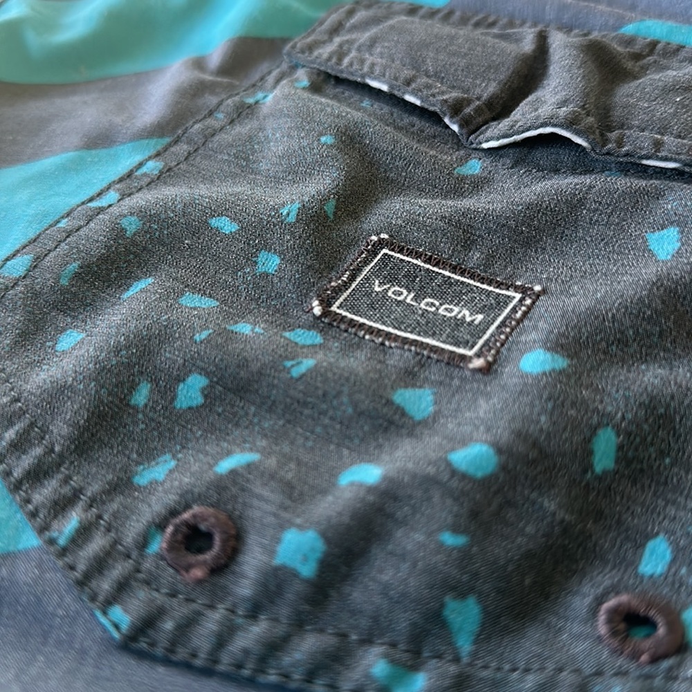 Volcom Swim Trunks - Picture 6 of 6